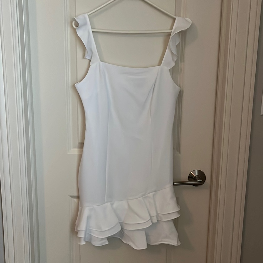 NWT BCBGeneration White Ruffle sleeve dress